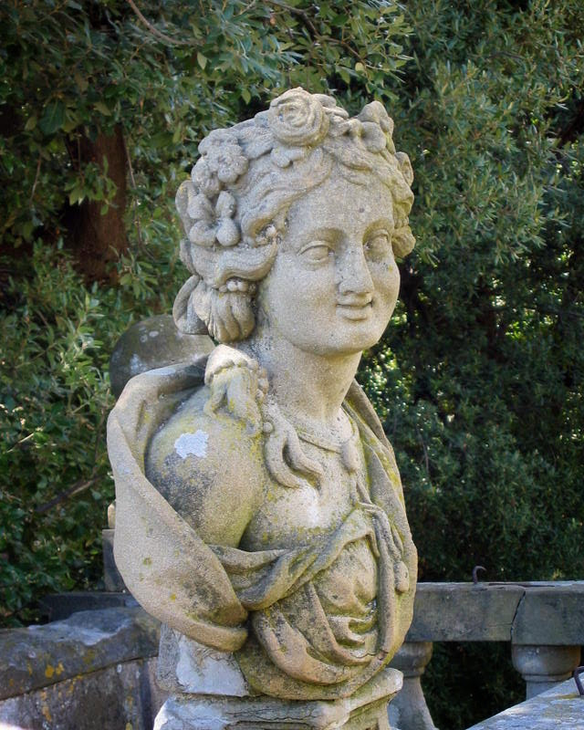 Stone garden statue, Tuscany